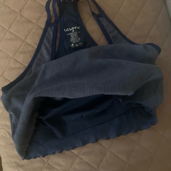 2peice active leggings and crop top. - Picture 4 of 4